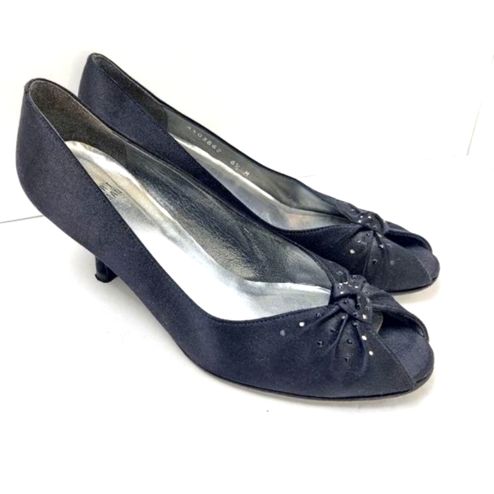 Stuart weitzman Peep Toe 2" Heel Black Satin Gathered Bow Sparkle Stars Sz 6.5 M